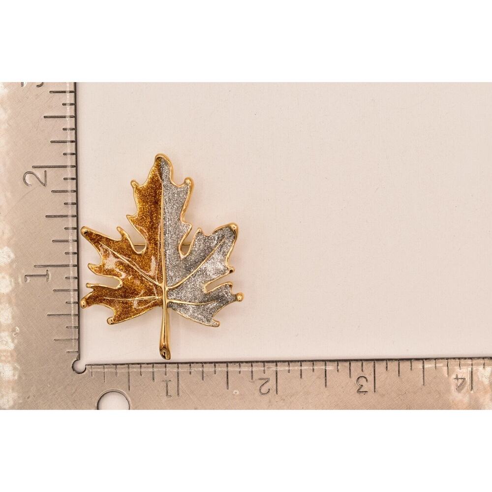 Vintage Autumn Fall Glitter Enamel Leaf Pin Brooch Silver Gold NOS 1990s BinA18 - Picture 3 of 12